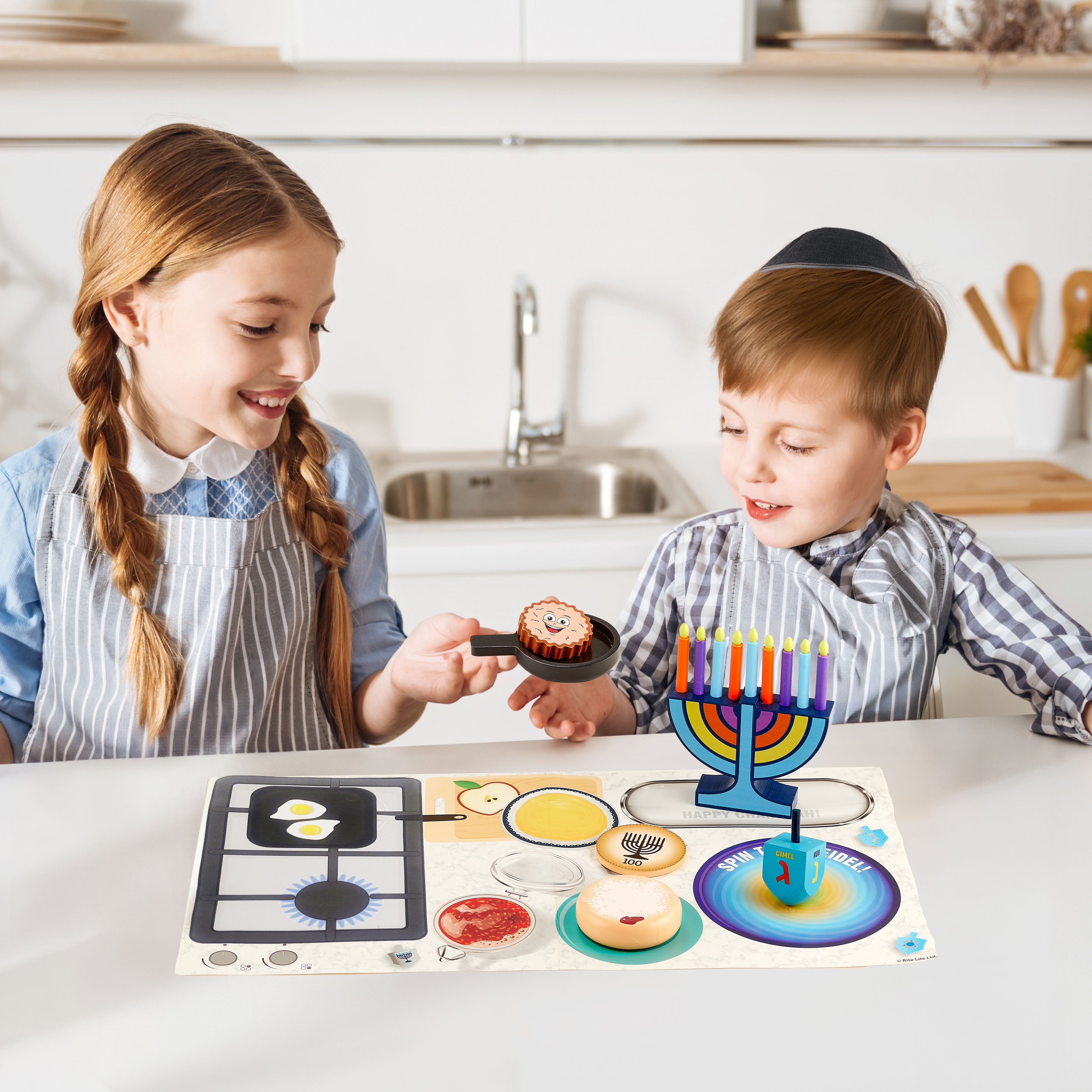 Chanukah Deluxe Wood Children's Play Set